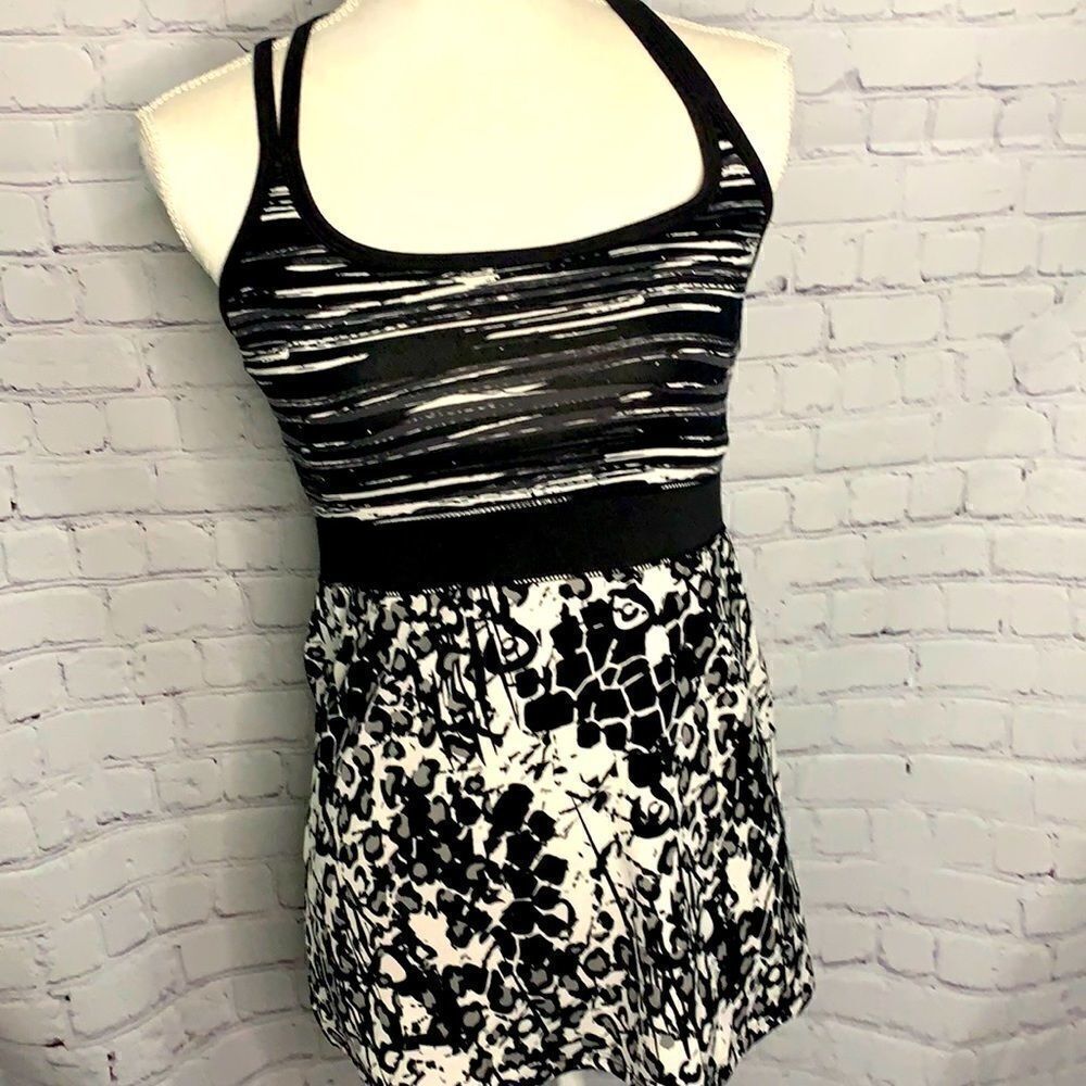 Soybu Black White Racerback Athletic Tank Top - S